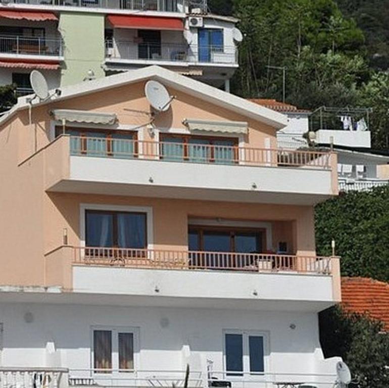 Riva Apartments Živogošće Esterno foto